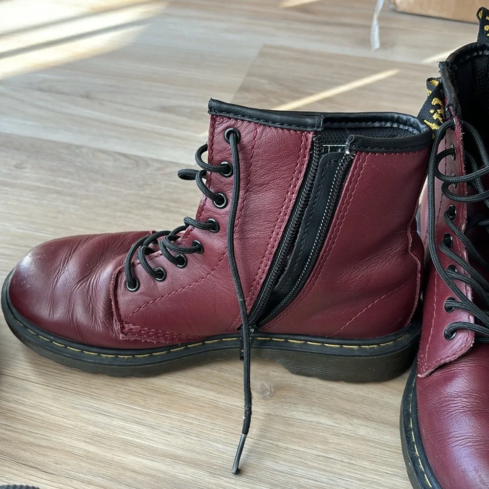 Dr Martens - Picture 3 of 4